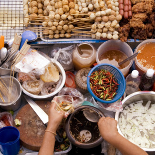 Discover street food in Bangkok